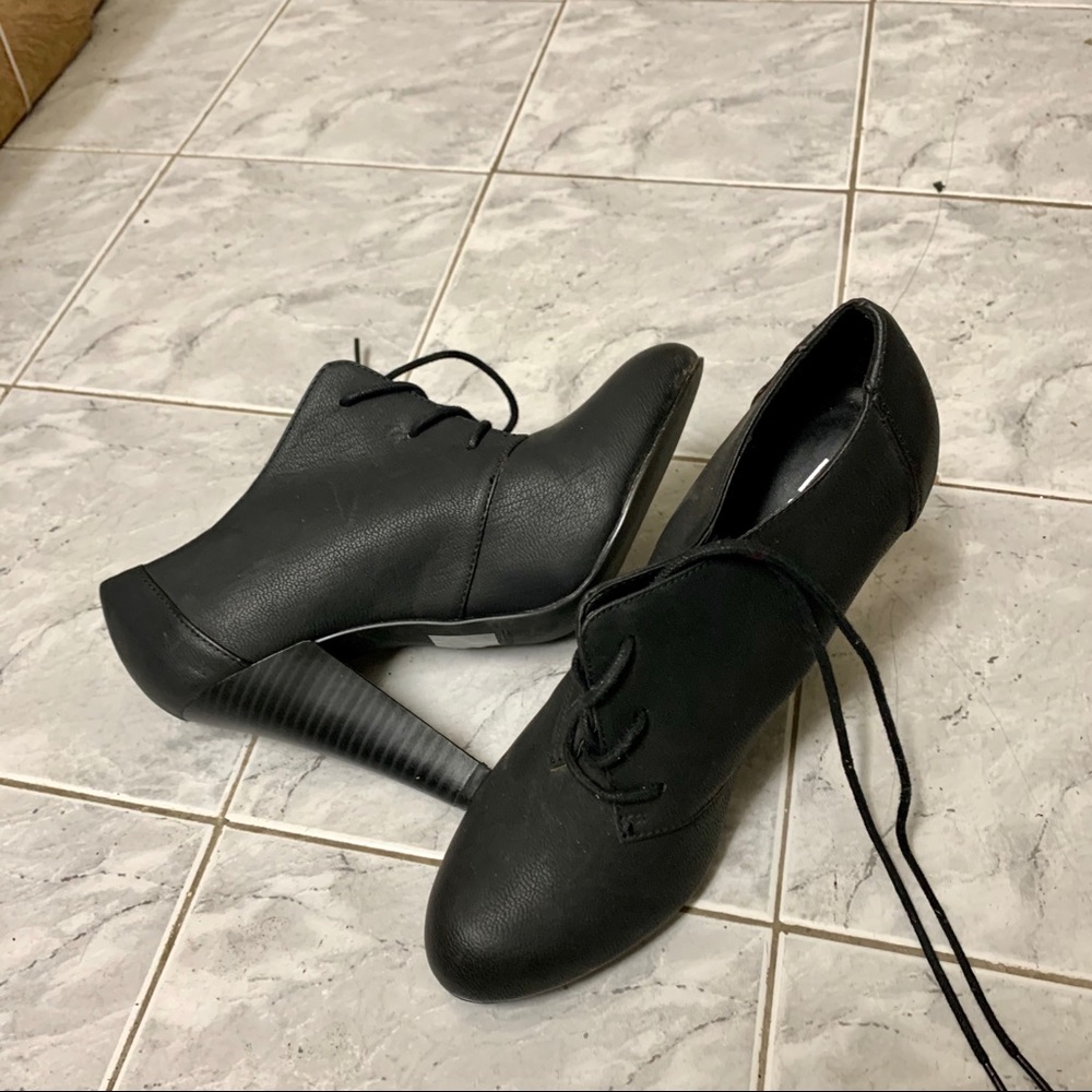Black heeled booties